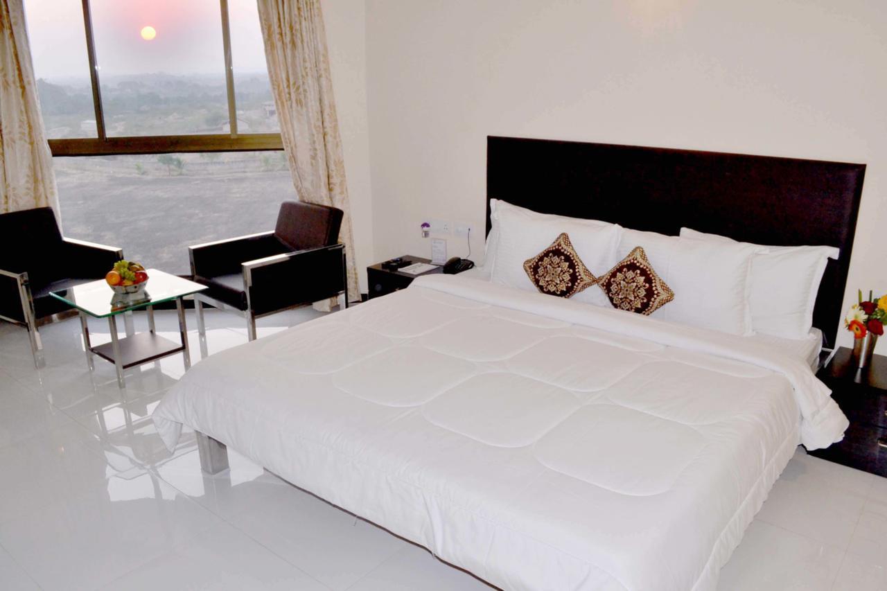 Siddhi Hotel And Resort Rajula Ngoại thất bức ảnh